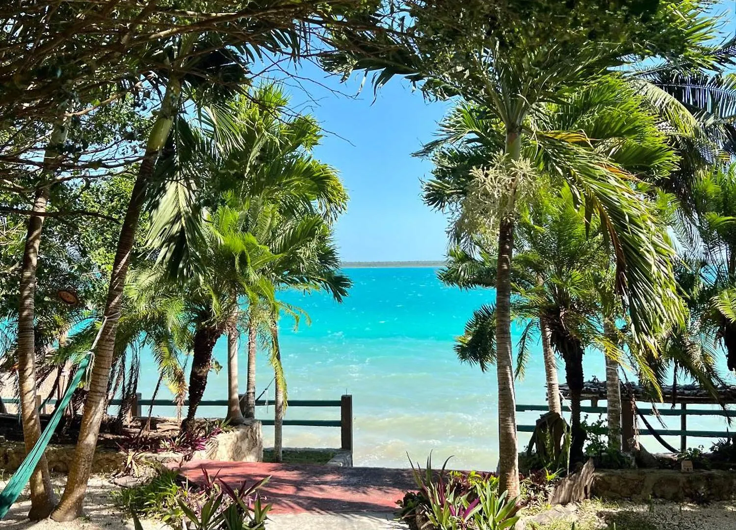Villa Santuario Lake Front Oasis Bacalar Hotel