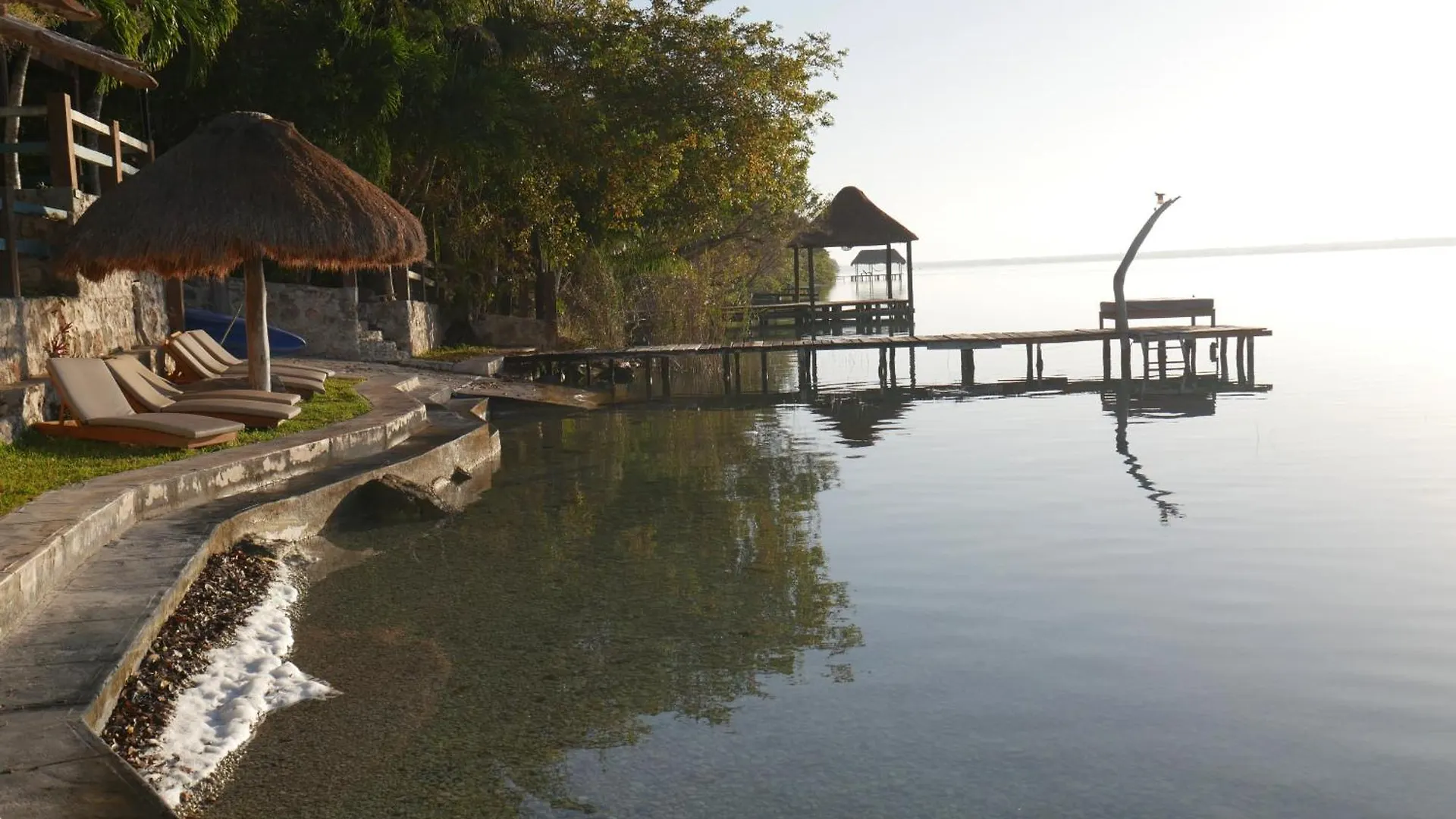 Villa Santuario Lake Front Oasis Bacalar Hotel