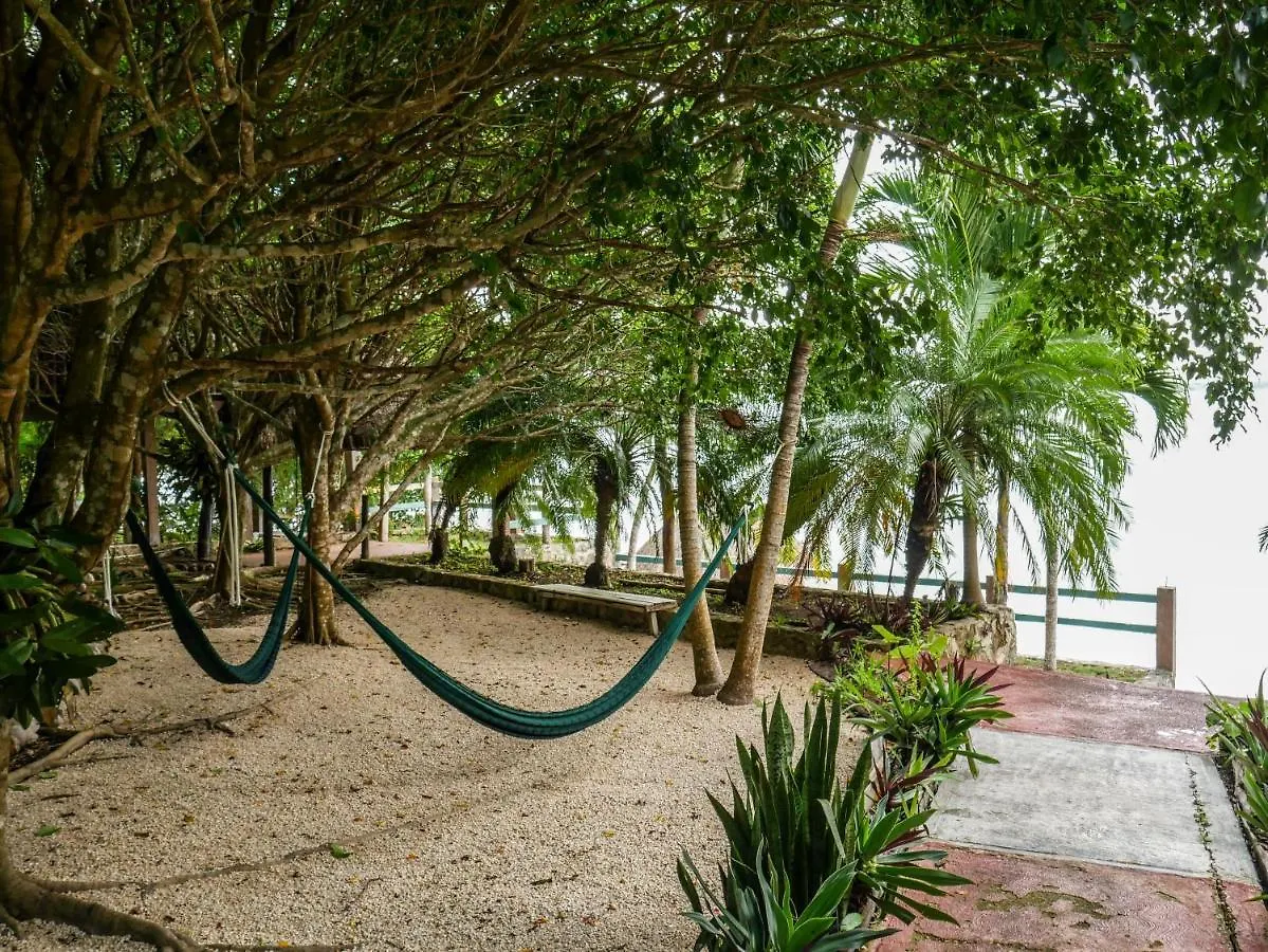 Villa Santuario Lake Front Oasis Bacalar 0*,