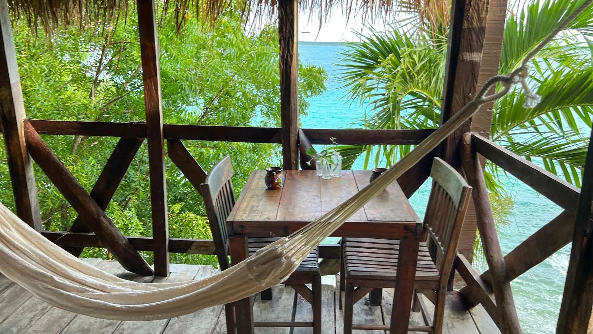 Hotel Villa Santuario Lake Front Oasis Bacalar